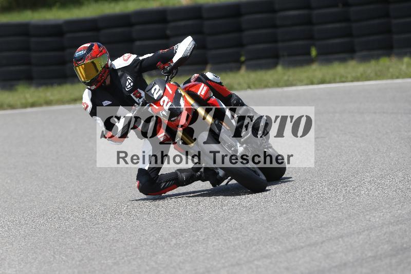/27 12.06.2025 Ducati Schweiz Trackday Warmup  ADR/gruen-vert/22